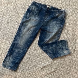 Blue tye-dye jeggings. Size:11